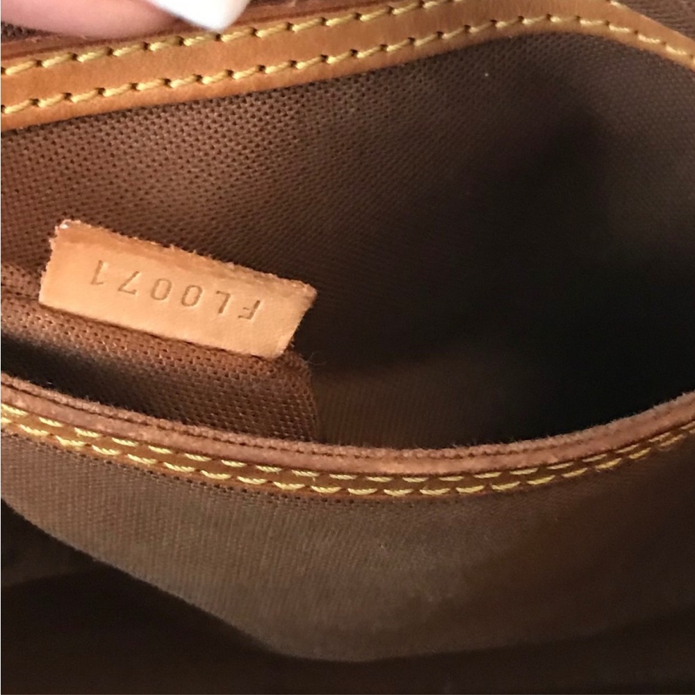 Louis Vuitton Alma bag AUTHENTIC - Picture 6 of 16